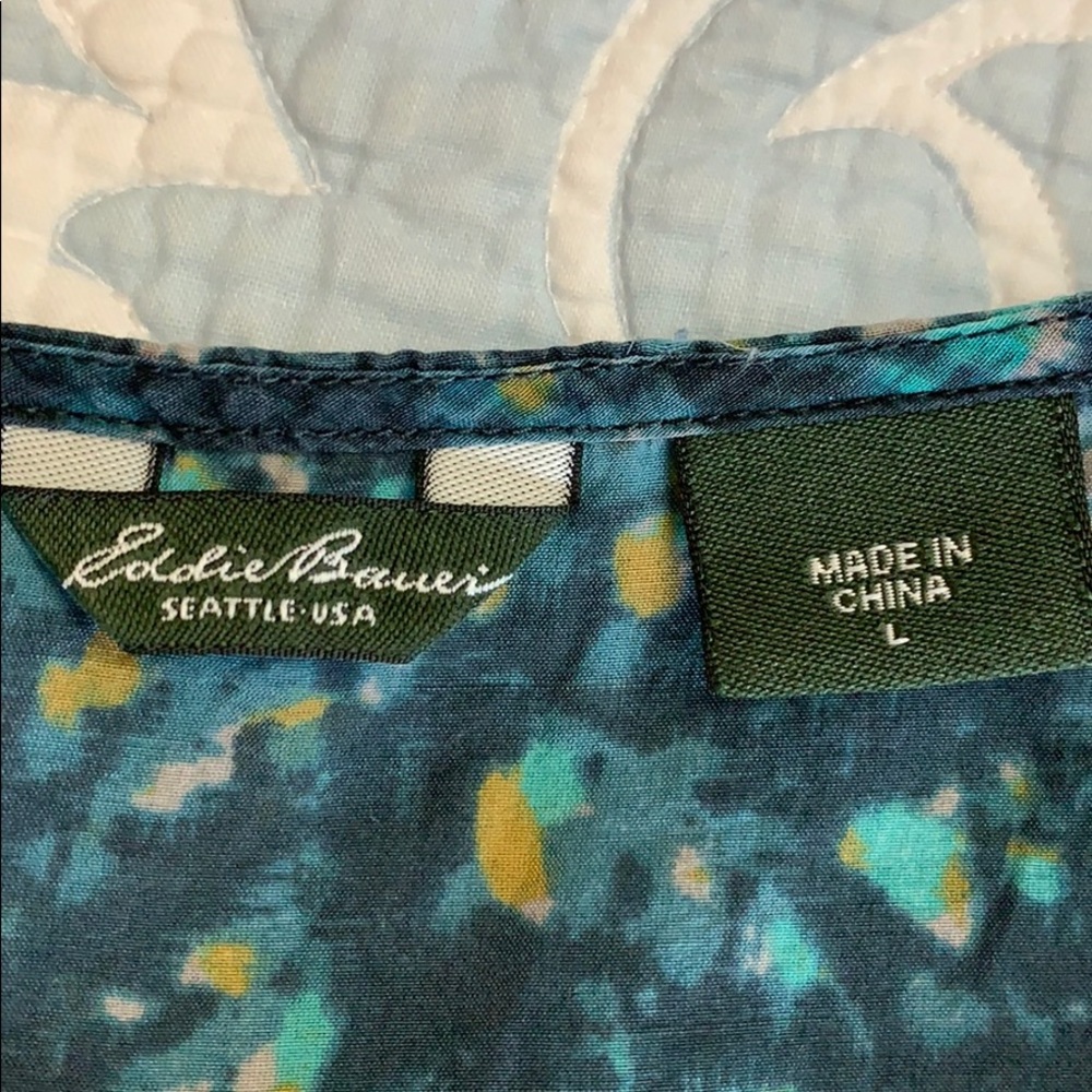 Green print sleeveless blouse large Eddie Bauer - Picture 6 of 7